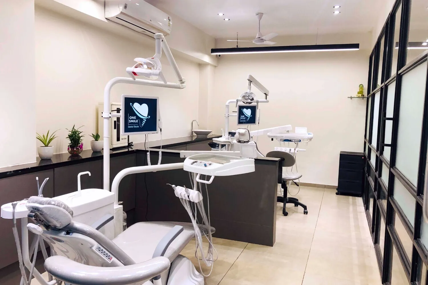 One Smile Dental Studio